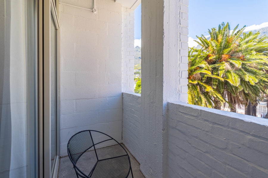 1 Bedroom Property for Sale in Gardens Western Cape